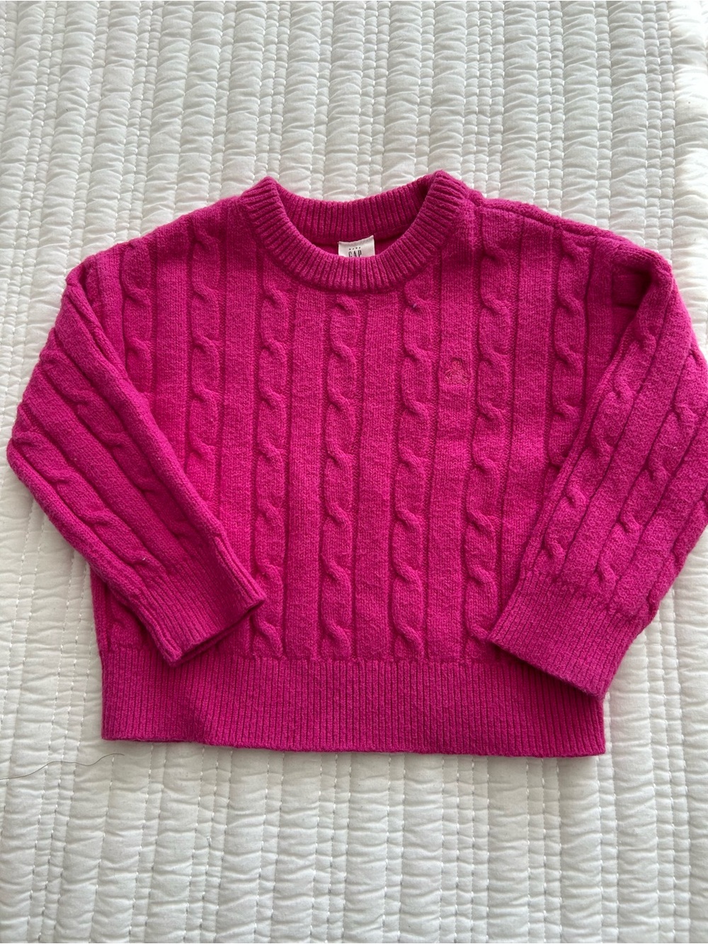 BabyGAP Crewneck Cable Knit Sweater in Fuscia Pink Size 3T